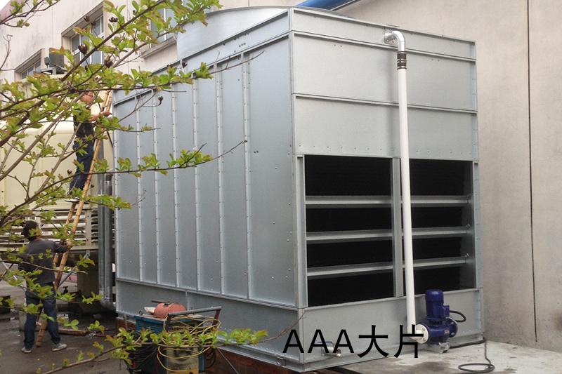双进风复合流闭式冷却塔
